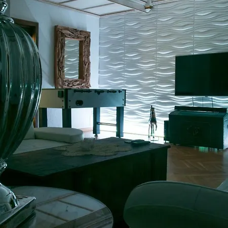 Friedrichsruh Apartment *